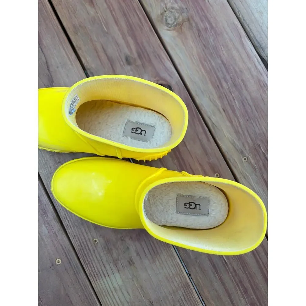 UGG Drizlita Yellow Rubber Rain Boots Waterproof Ankle Boots Kids Size 5